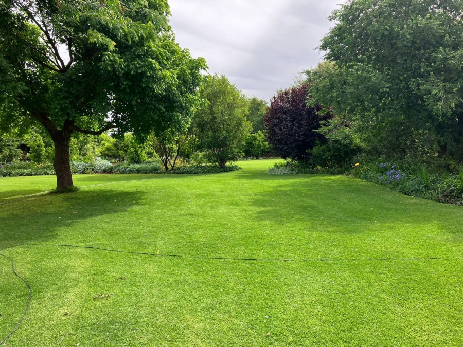 10 Bedroom Property for Sale in Bainsvlei Free State